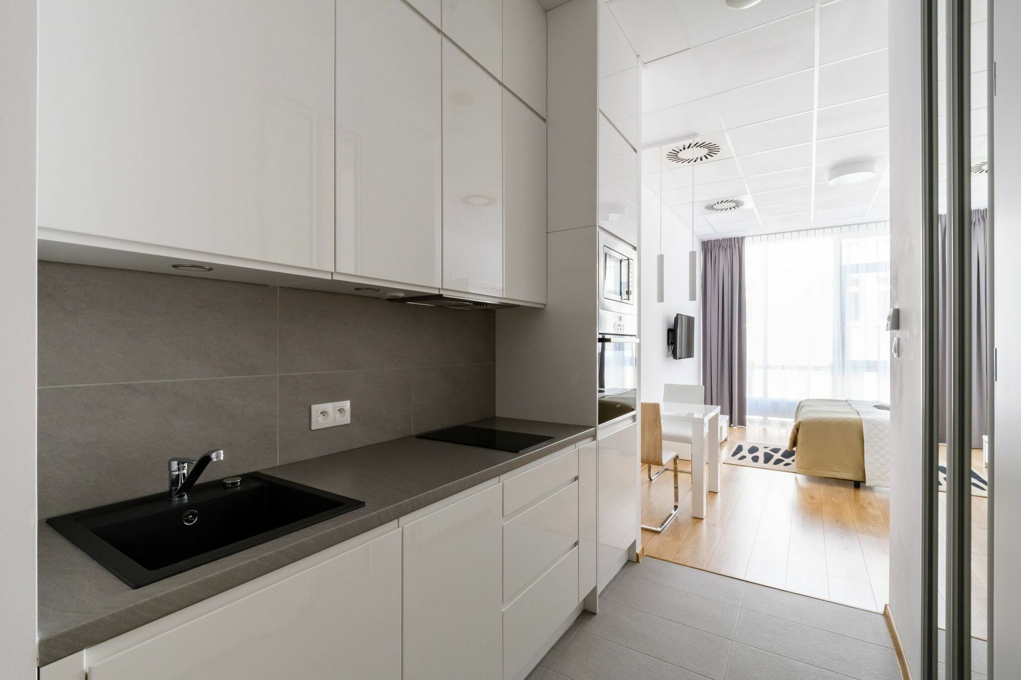 Varsovia Apartamenty Jerozolimskie ภายนอก รูปภาพ